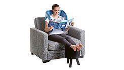 Pohodlná aplikace magnetoterapie pomocí univerzálního aplikátoru A11P při ischiasu.